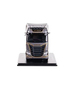 Image of IVECO 50th ANNIVERSARY S-WAY MY 2024 SCALE MODEL – 50th ANNIVERSARY EDITION (1975–2025)